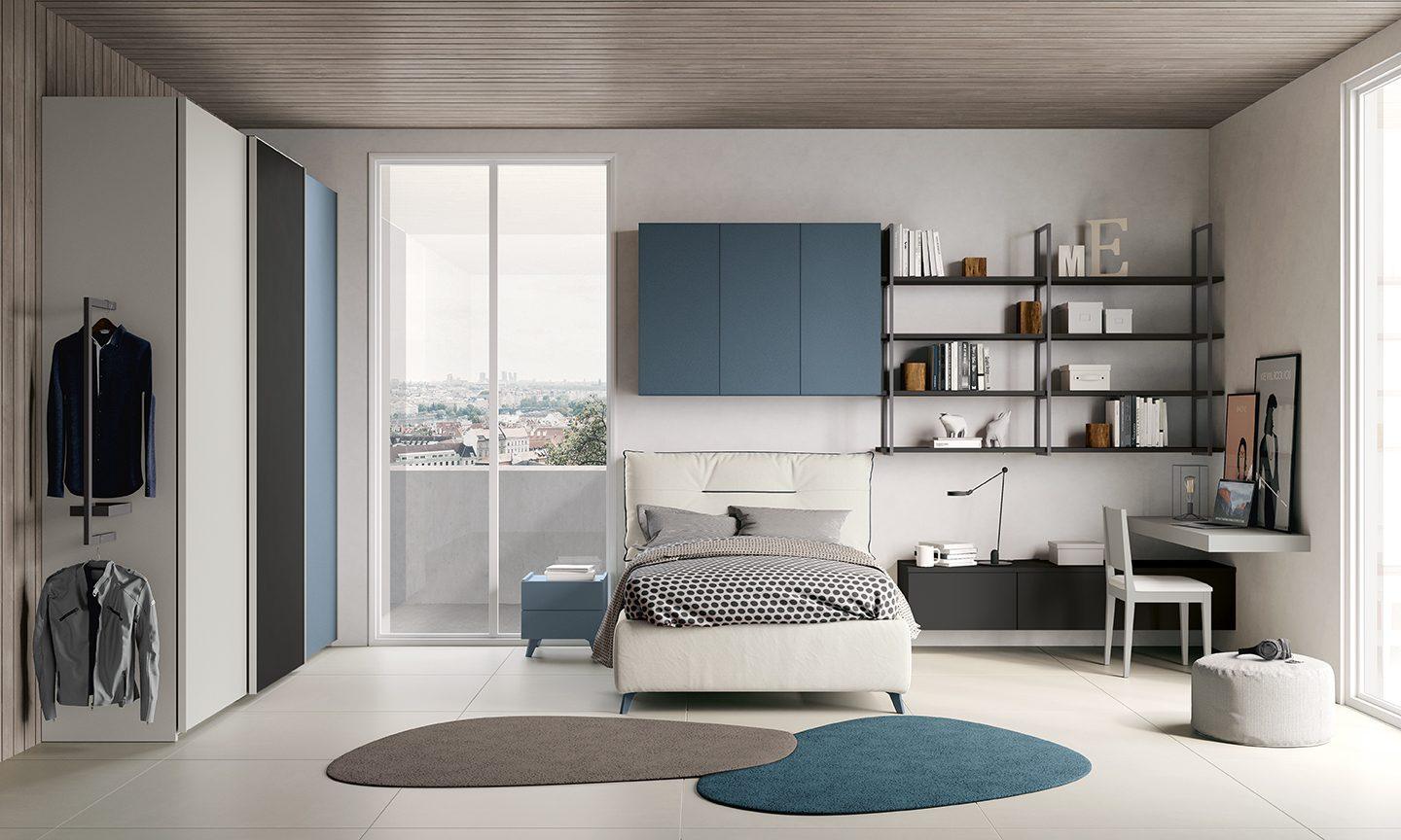 Libreria a parete in metallo nero con mensole per esporre ed archiviare, armadio a ante scorrevoli bianco/blu/antracite, letto singolo bianco e scrivania sospesa, collezione Golf Young's space